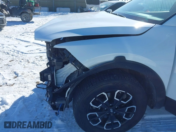 2024 Hyundai Santa Cruz SEL z VIN 5NTJCDAE2RH093666, wystawiony jako IAAI lot #41639659 z przebiegiem 28 599 mil mil oraz . Historia ofert i sprzedaży dostępna na DreamBid. Obrazek 18.