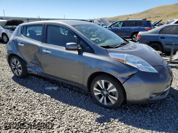 2015 Nissan LEAF SV with VIN 1N4AZ0CP6FC330144, listed as a Copart auction lot 61944543 with 66,493 mi miles. Bid and sale history available at carsss.com. Image 4.