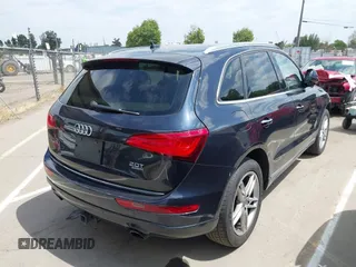 2015 Audi Q5 Premium Plus with VIN WA1LFAFP1FA101082, listed as a IAAI auction lot 42043187 with 116,019 mi miles and . Bid and sale history available at DreamBid. Image 4.