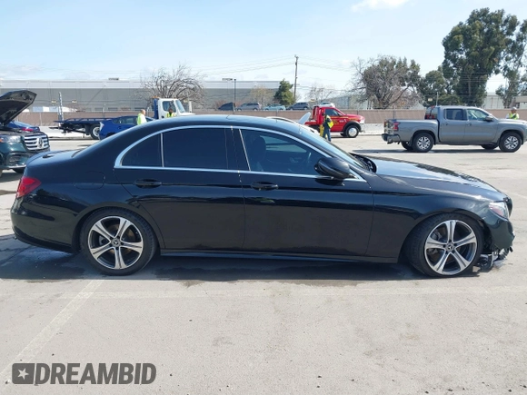 2019 Mercedes-Benz E 300 z VIN WDDZF4JB9KA509360, wystawiony jako IAAI lot #41846674 z przebiegiem 202 663 mil mil oraz . Historia ofert i sprzedaży dostępna na DreamBid. Obrazek 13.
