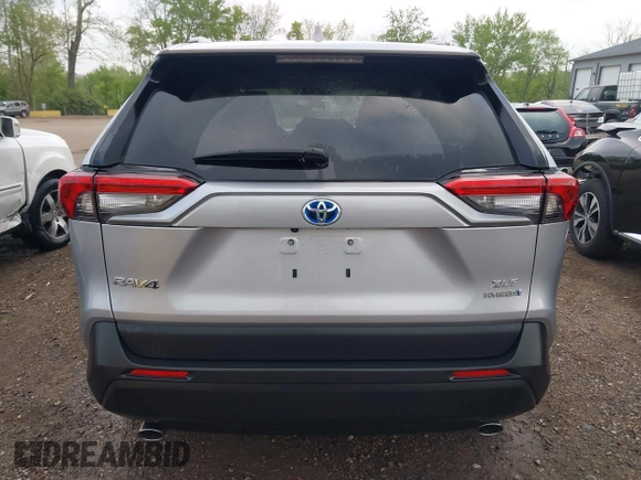 2024 Toyota RAV4 Hybrid XLE Premium z VIN 4T3B6RFV2RU151316, wystawiony jako IAAI lot #42171500 z przebiegiem 4 801 mil mil oraz . Historia ofert i sprzedaży dostępna na DreamBid. Obrazek 16.