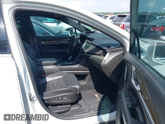 2017 Cadillac XT5 Platinum AWD с VIN 1GYKNFRS4HZ100671, выставлен на аукционе IAAI как лот 42417258 с пробегом 104 243 миль миль и . История ставок и продаж доступна на DreamBid. Изображение 5.