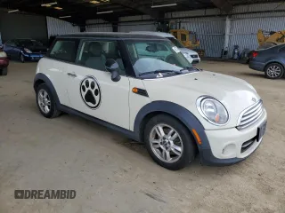 2013 MINI Hardtop with VIN WMWSU3C50DT684488, listed as a Copart auction lot 45773045 with 137,192 mi miles and Clean Title. Bid and sale history available at DreamBid. Image 4.