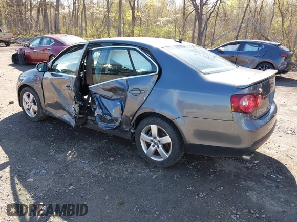 2008 Volkswagen Jetta SE с VIN 3VWRZ71K08M066480, выставлен на аукционе IAAI как лот 42129061 с пробегом 171 767 миль миль и . История ставок и продаж доступна на DreamBid. Изображение 3.