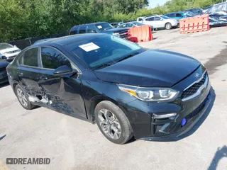 2020 Kia Forte LXS with VIN 3KPF24AD4LE212439, listed as a IAAI auction lot 40044600 with 90,843 mi miles. Bid and sale history available at carsss.com. Image 1.