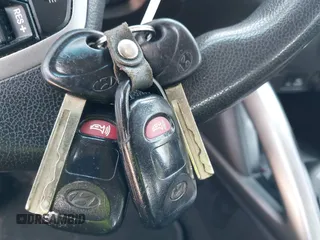 2014 Hyundai Veloster RE:FLEX с VIN KMHTC6AD7EU184390, выставлен на аукционе IAAI как лот 42652331 с пробегом 107 854 миль миль и . История ставок и продаж доступна на DreamBid. Изображение 11.
