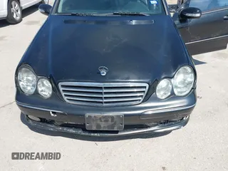 2007 Mercedes-Benz C 230 Sport with VIN WDBRF52H47E023816, listed as a IAAI auction lot 42579932 with Not provided miles and . Bid and sale history available at DreamBid. Image 6.