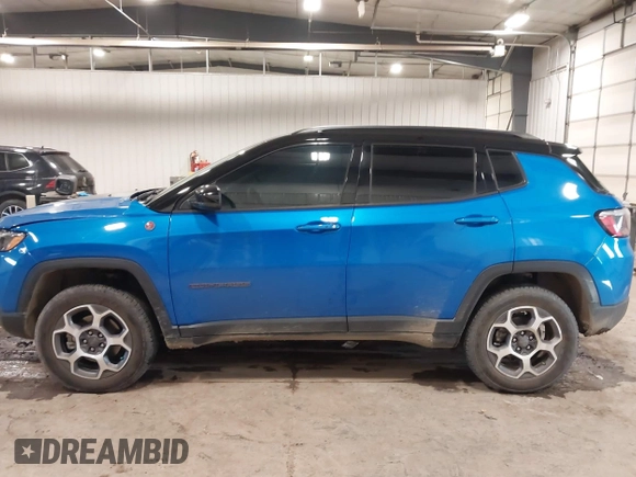 2022 Jeep Compass Trailhawk with VIN 3C4NJDDB1NT236477, listed as a IAAI auction lot 41485656 with 7,341 mi miles and . Bid and sale history available at DreamBid. Image 14.