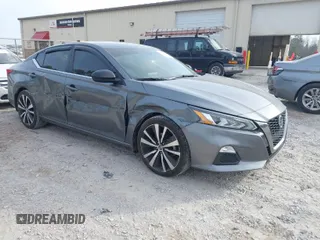 2019 Nissan Altima 2.5 SR with VIN 1N4BL4CV4KC187510, listed as a IAAI auction lot 41701483 with 101,165 mi miles. Bid and sale history available at carsss.com. Image 1.