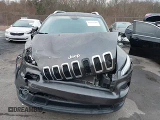 2018 Jeep Cherokee Latitude Plus with VIN 1C4PJLLB6JD518537, listed as a IAAI auction lot 41458748 with 82,093 mi miles. Bid and sale history available at carsss.com. Image 12.