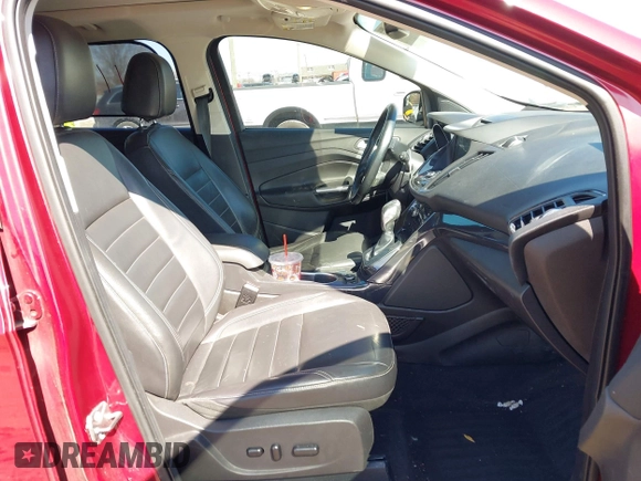 2016 Ford Escape Titanium with VIN 1FMCU9J98GUB42453, listed as a IAAI auction lot 41760110 with 116,452 mi miles. Bid and sale history available at carsss.com. Image 5.