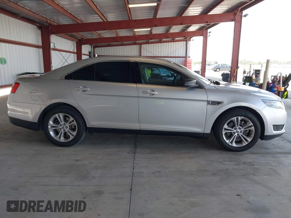 2018 Ford Taurus SE с VIN 1FAHP2D86JG136741, выставлен на аукционе IAAI как лот 42044423 с пробегом 140 773 миль миль и . История ставок и продаж доступна на DreamBid. Изображение 13.