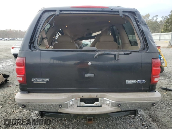 2002 Ford Expedition Eddie Bauer with VIN 1FMFU18L42LA17285, listed as a Copart auction lot 79168664 with 174,514 mi miles and Non repairable. Bid and sale history available at DreamBid. Image 6.