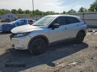 2018 Mitsubishi Eclipse Cross LE z VIN JA4AT4AA0JZ043965, wystawiony jako Copart lot #56483905 z przebiegiem 132 226 mil mil oraz Szkody całkowita. Historia ofert i sprzedaży dostępna na DreamBid. Obrazek 1.