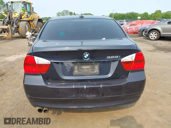 2007 BMW 3 Series 328i with VIN WBAVA33597PV66894, listed as a IAAI auction lot 42407280 with 160,527 mi miles and . Bid and sale history available at DreamBid. Image 16.