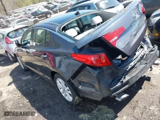 2011 Kia Optima EX with VIN KNAGN4A78B5175859, listed as a IAAI auction lot 41898170 with 176,167 mi miles. Bid and sale history available at carsss.com. Image 3.