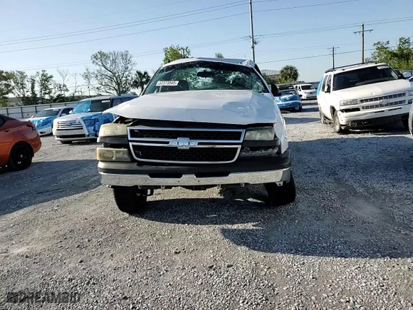 2007 Chevrolet Silverado 1500 Classic Work Truck with VIN 3GCEC14X77G242235, listed as a Copart auction lot 52373545 with 0 mi miles and Salvage Title. Bid and sale history available at carsss.com. Image 11.