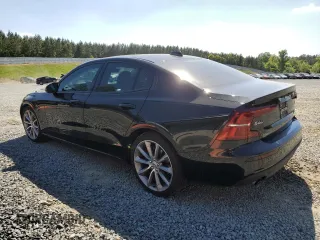 2019 Volvo S60 Momentum with VIN 7JR102FK4KG002080, listed as a Copart auction lot 52478934 with 54,852 mi miles. Bid and sale history available at carsss.com. Image 2.