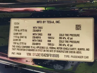 2025 Tesla Model 3 Long Range z VIN 5YJ3E1EA2SF918505, wystawiony jako IAAI lot #41968148 z przebiegiem 2490 mil mil oraz . Historia ofert i sprzedaży dostępna na DreamBid. Obrazek 9.