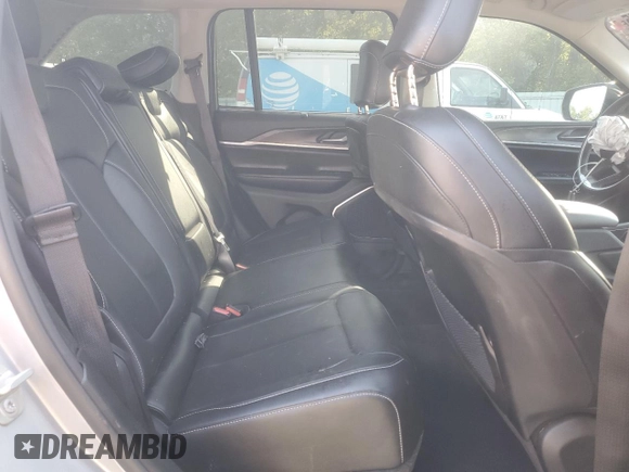 2023 Jeep Grand Cherokee Limited with VIN 1C4RJGBG1P8902983, listed as a Copart auction lot 53397875 with 35,288 mi miles and Salvage title. Bid and sale history available at DreamBid. Image 11.