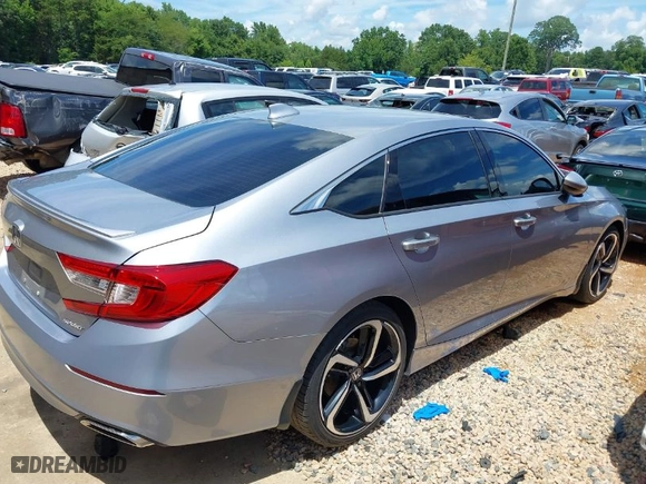 2020 Honda Accord Sedan Sport with VIN 1HGCV1F31LA137390, listed as a IAAI auction lot 39726952 with 1 mi miles. Bid and sale history available at carsss.com. Image 4.