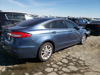 2019 Ford Fusion Hybrid SE with VIN 3FA6P0LU1KR209129, listed as a Copart auction lot 42766403 with 67,949 mi miles. Bid and sale history available at carsss.com. Image 3.