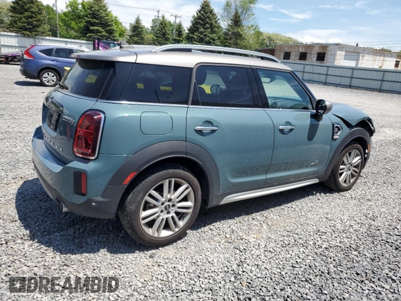 2024 MINI Countryman Cooper S with VIN WMZ83BR03R3R51328, listed as a Copart auction lot 58885025 with 3,089 mi miles and Salvage title. Bid and sale history available at DreamBid. Image 3.