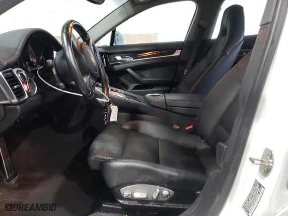 2014 Porsche Panamera S E-Hybrid with VIN WP0AD2A76EL044901, listed as a Copart auction lot 72330484 with 109,891 mi miles and Salvage Title. Bid and sale history available at carsss.com. Image 7.