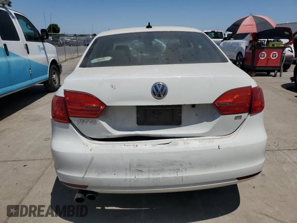 2014 Volkswagen Jetta SE с VIN 3VWD17AJ2EM420195, выставлен на аукционе Copart как лот 62750875 с пробегом 154 195 миль миль и Списание • Salvage title. История ставок и продаж доступна на DreamBid. Изображение 6.
