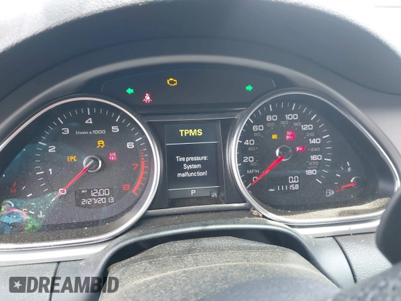 2015 Audi Q7 S line Prestige with VIN WA1DGAFE6FD008203, listed as a IAAI auction lot 42165490 with 111,158 mi miles and . Bid and sale history available at DreamBid. Image 7.