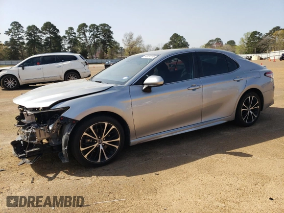 2019 Toyota Camry LE with VIN 4T1B11HK8KU216025, listed as a Copart auction lot 49624205 with 53,071 mi miles and Salvage Title. Bid and sale history available at carsss.com. Image 1.