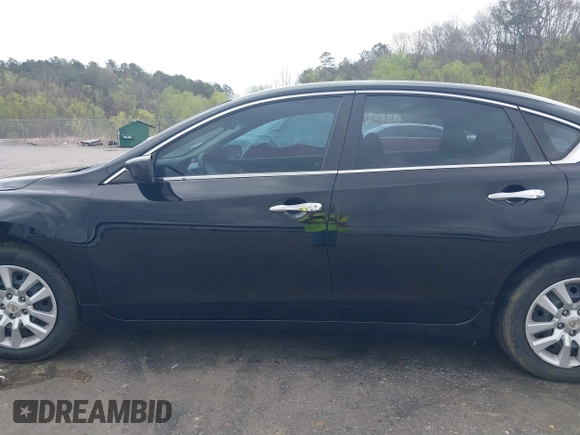 2013 Nissan Altima S with VIN 1N4AL3AP3DC260802, listed as a IAAI auction lot 41824435 with 189,091 mi miles and . Bid and sale history available at DreamBid. Image 14.