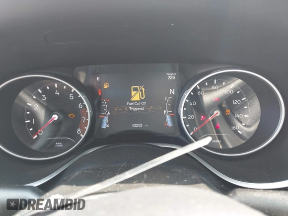 2019 Jeep Compass Latitude z VIN 3C4NJDBB2KT650866, wystawiony jako IAAI lot #42363259 z przebiegiem 43 202 mil mil oraz . Historia ofert i sprzedaży dostępna na DreamBid. Obrazek 7.