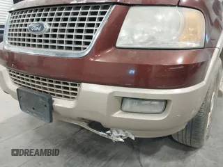 2006 Ford Expedition Eddie Bauer with VIN 1FMFU17586LA94718, listed as a IAAI auction lot 41531800 with 225,380 mi miles. Bid and sale history available at carsss.com. Image 15.