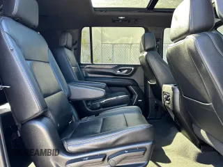 2021 Chevrolet Suburban LT z VIN 1GNSCCKD8MR416498, wystawiony jako Copart lot #49164615 z przebiegiem 116 463 mil mil oraz Czysty tytuł • Clean title. Historia ofert i sprzedaży dostępna na DreamBid. Obrazek 6.