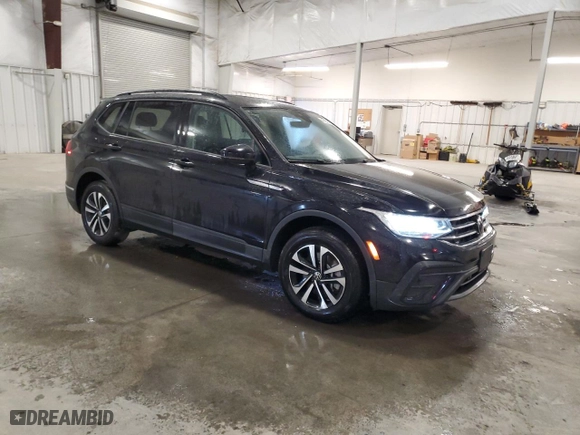 2024 Volkswagen Tiguan S with VIN 3VVFB7AX3RM047267, listed as a Copart auction lot 46821515 with 28,858 mi miles and Salvage Title. Bid and sale history available at carsss.com. Image 4.