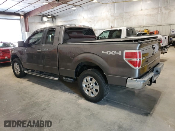 2010 Ford F-150 XL z VIN 1FTEX1E80AFB17145, wystawiony jako Copart lot #56882925 z przebiegiem 101 685 mil mil oraz Nie do naprawy • Non repairable. Historia ofert i sprzedaży dostępna na DreamBid. Obrazek 2.