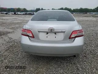 2010 Toyota Camry z VIN 4T1BF3EK1AU075962, wystawiony jako Copart lot #58929065 z przebiegiem 216 986 mil mil oraz Szkoda całkowita • Salvage title. Historia ofert i sprzedaży dostępna na DreamBid. Obrazek 6.