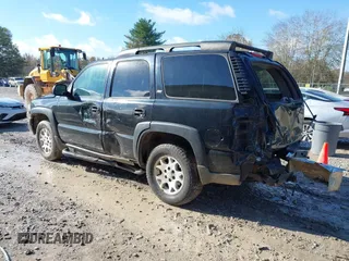 2006 Chevrolet Tahoe LT with VIN 1GNEC13Z06R167905, listed as a IAAI auction lot 40889435 with 205,472 mi miles. Bid and sale history available at carsss.com. Image 6.