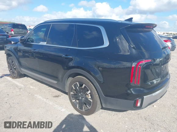 2023 Kia Telluride SX z VIN 5XYP54GC9PG401994, wystawiony jako IAAI lot #40804320 z przebiegiem 21 745 mil mil oraz . Historia ofert i sprzedaży dostępna na DreamBid. Obrazek 3.