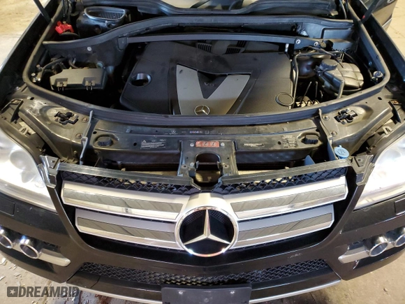 2010 Mercedes-Benz GL-Class GL 350 BlueTEC with VIN 4JGBF2FE9AA584475, listed as a Copart auction lot 70696154 with 175,631 mi miles and Non Repairable. Bid and sale history available at carsss.com. Image 12.