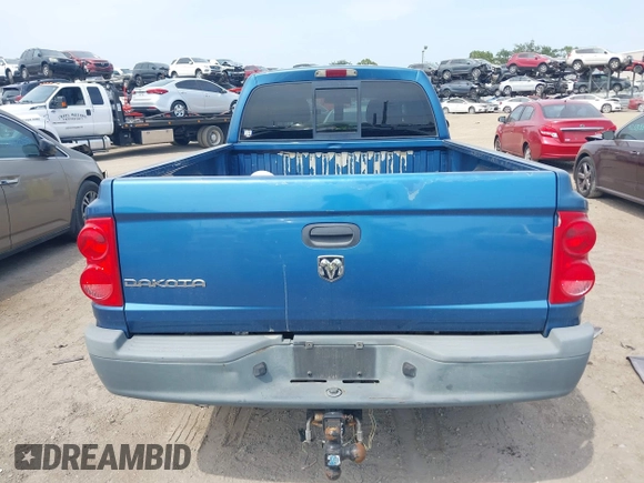2005 Dodge Dakota ST with VIN 1D7HE22K45S337576, listed as a IAAI auction lot 42334503 with 168,350 mi miles and . Bid and sale history available at DreamBid. Image 16.