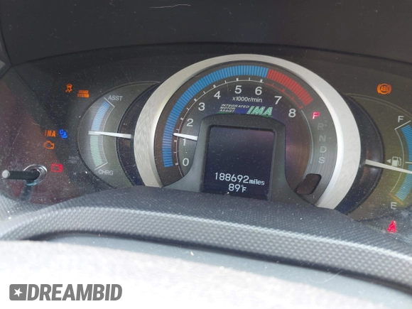 2010 Honda Insight EX with VIN JHMZE2H7XAS018581, listed as a IAAI auction lot 42398439 with 188,692 mi miles and . Bid and sale history available at DreamBid. Image 7.