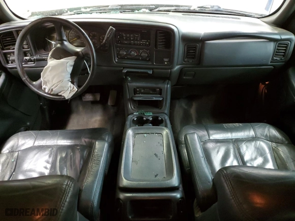 2001 Chevrolet Silverado 1500 LT with VIN 2GCEK19T411297380, listed as a Copart auction lot 44076985 with 195,532 mi miles and Salvage Title. Bid and sale history available at carsss.com. Image 8.