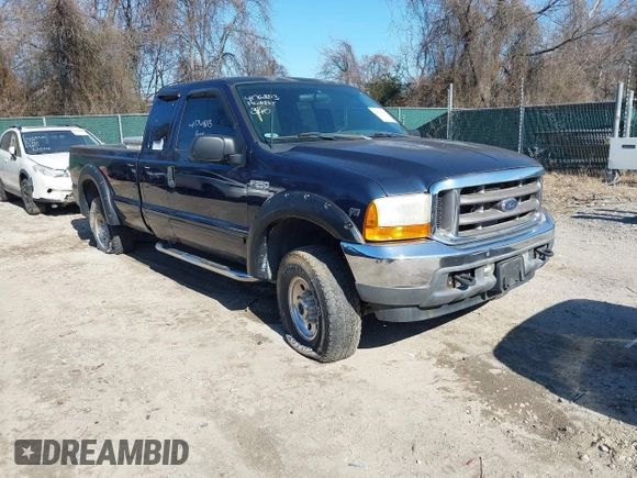 2001 Ford Super Duty F-250 XL with VIN 1FTNX21L51EC28036, listed as a IAAI auction lot 41768113 with 141,603 mi miles. Bid and sale history available at carsss.com. Image 1.