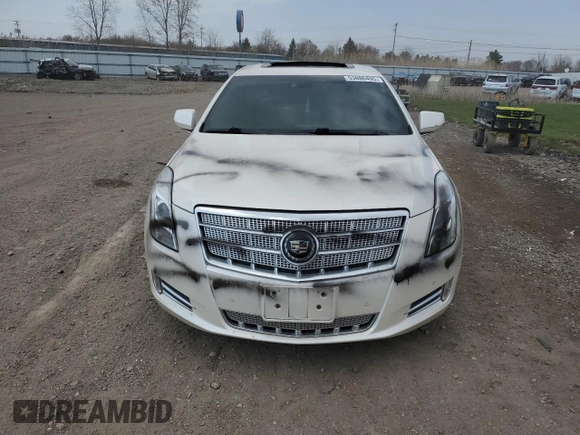2013 Cadillac XTS Platinum z VIN 2G61V5S38D9204439, wystawiony jako Copart lot #53886495 z przebiegiem 89 940 mil mil oraz Szkody całkowita. Historia ofert i sprzedaży dostępna na DreamBid. Obrazek 5.