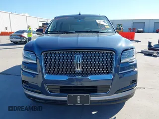 2023 Lincoln Navigator Reserve z VIN 5LMJJ2LG2PEL00893, wystawiony jako IAAI lot #42011618 z przebiegiem 13 008 mil mil oraz . Historia ofert i sprzedaży dostępna na DreamBid. Obrazek 13.