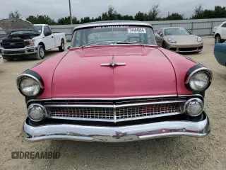 1955 Ford Crown Victoria z VIN U5FF179313, wystawiony jako Copart lot #74484004 z przebiegiem 804 mil mil oraz Nie do naprawy • Non repairable. Historia ofert i sprzedaży dostępna na DreamBid. Obrazek 5.