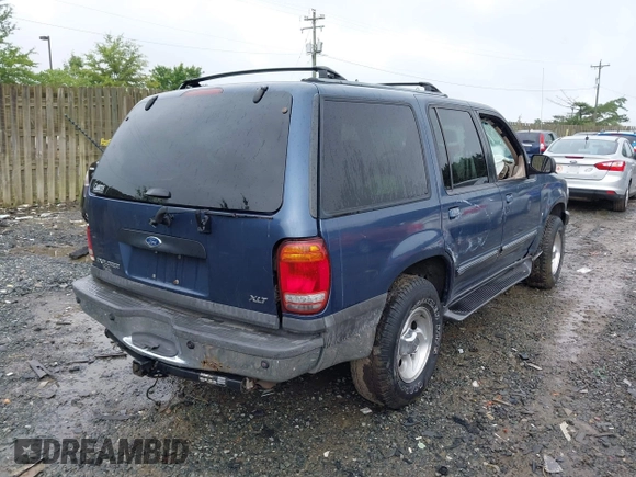 2000 Ford Explorer XLT with VIN 1FMDU83P9YZC19622, listed as a IAAI auction lot 42566797 with 176,736 mi miles and . Bid and sale history available at DreamBid. Image 4.