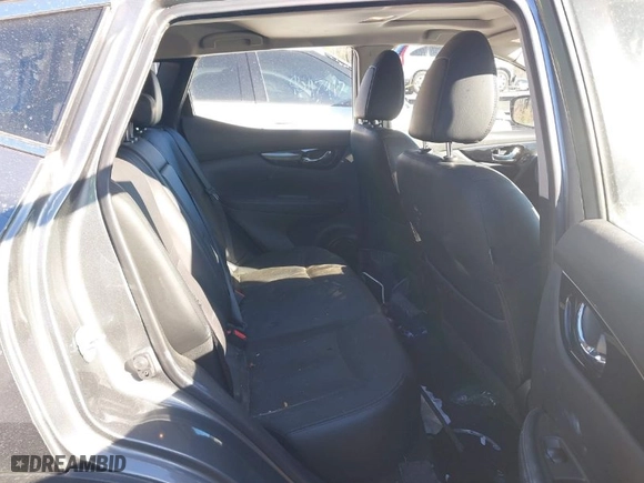 2018 Nissan Rogue Sport SV with VIN JN1BJ1CR9JW203833, listed as a IAAI auction lot 41407115 with 53,083 mi miles. Bid and sale history available at carsss.com. Image 8.
